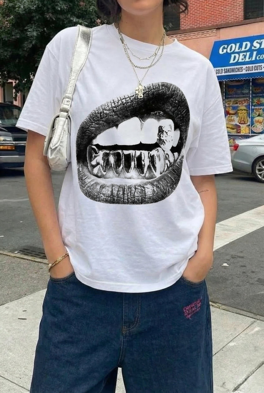 Camiseta "Grillz Plata"